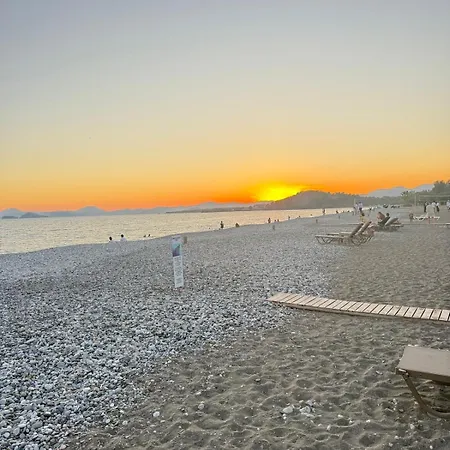 Sunset Club 2plus1 Seafront Private Appartement